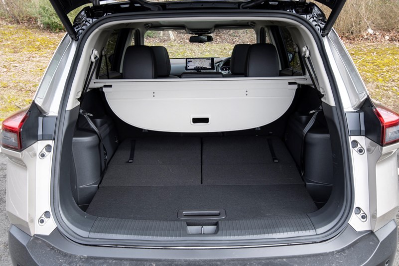 Nissan XTrail (2024) boot space & practicality