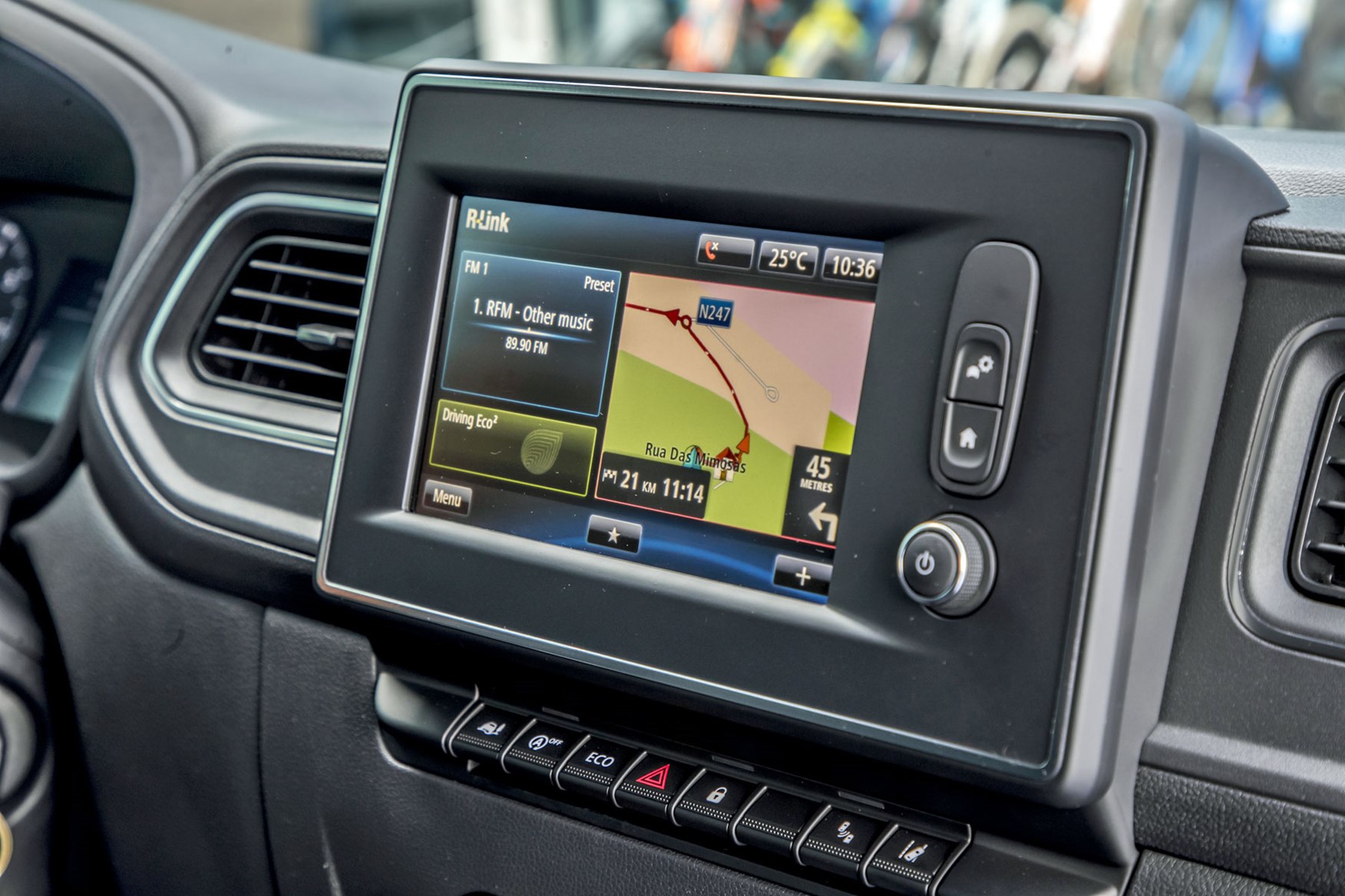 Renault Master review - 2019 infotainment screen