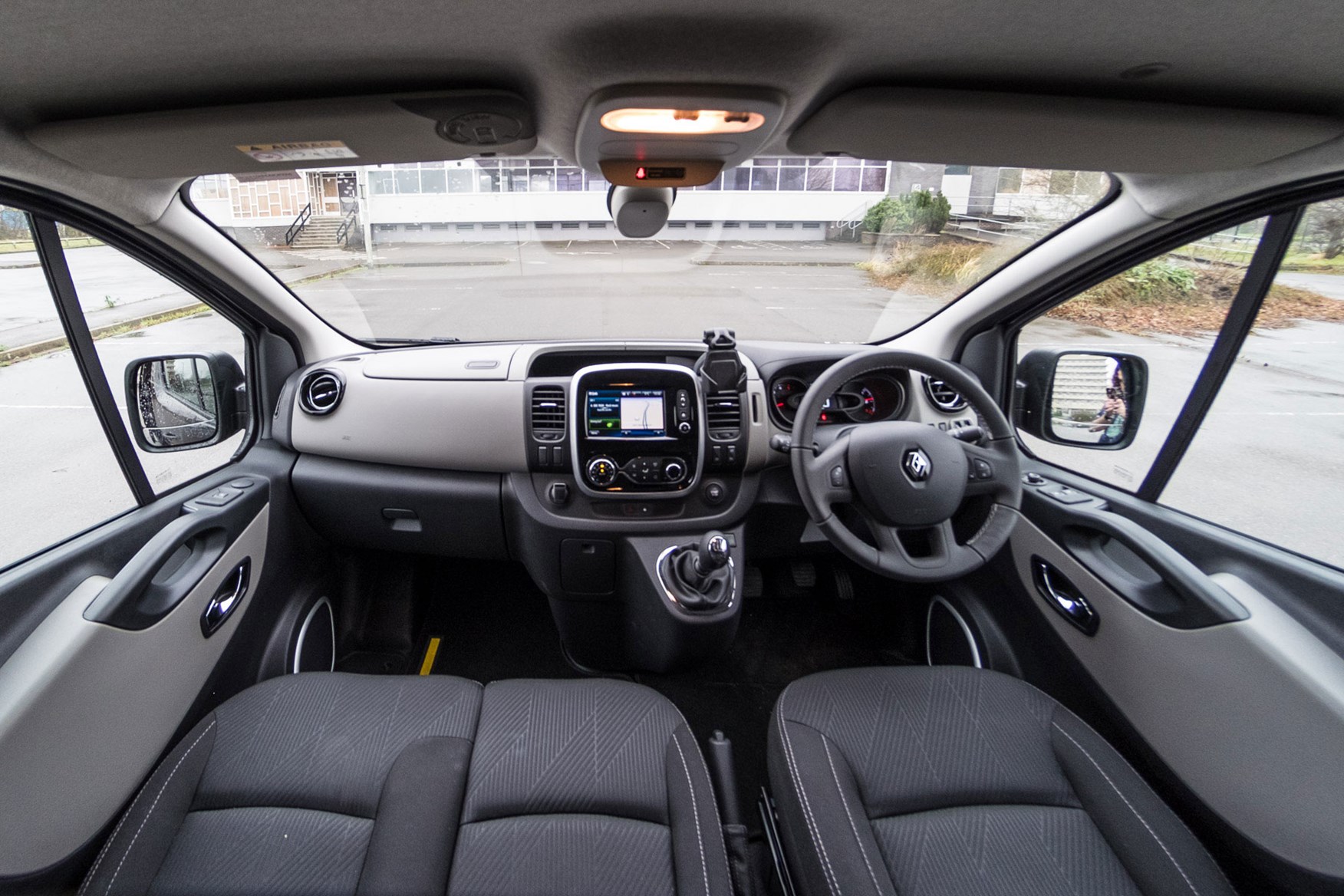 Renault Trafic Formula Edition review - cab interior