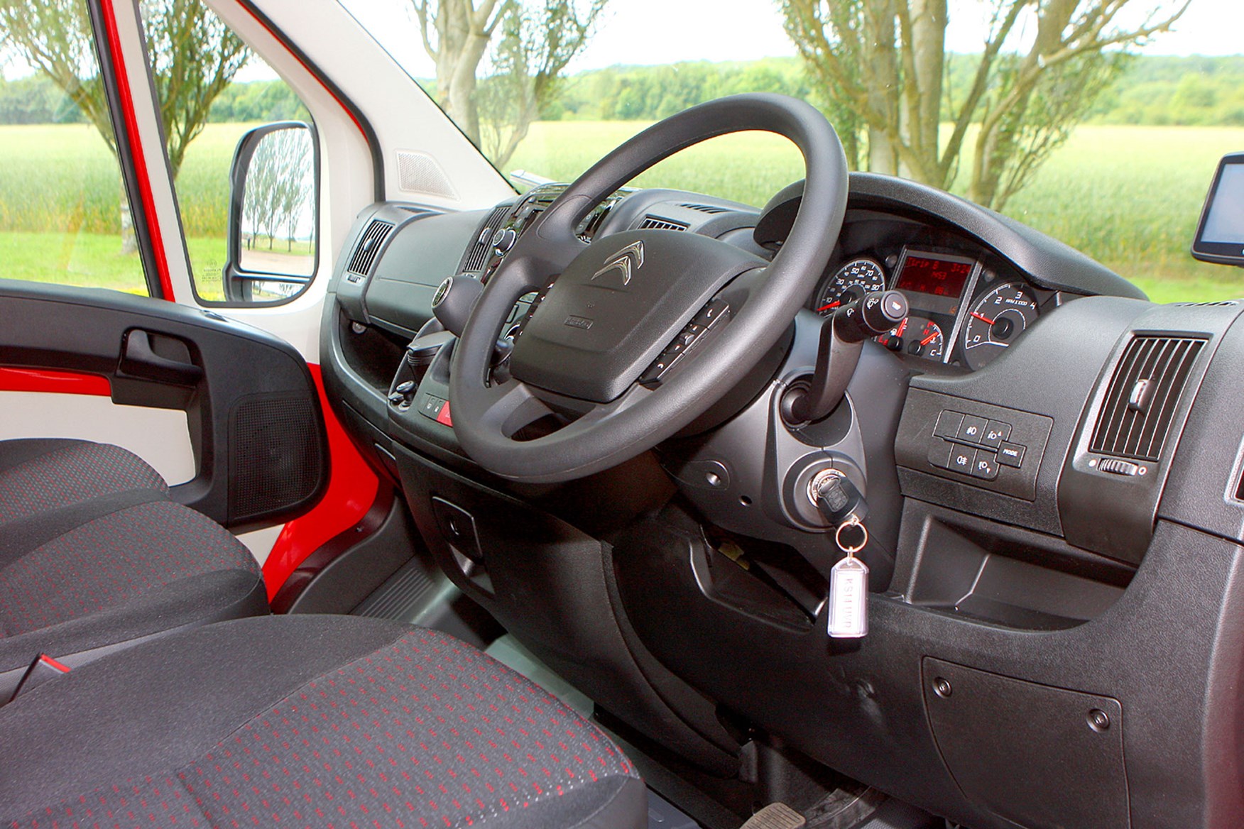 Citroen Relay 2.2 HDi 130 review - cab interior