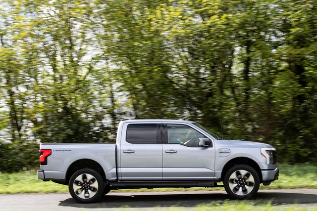 Ford F-150 Lightning 2022 Review - The Ultimate Electric Pickup Truck