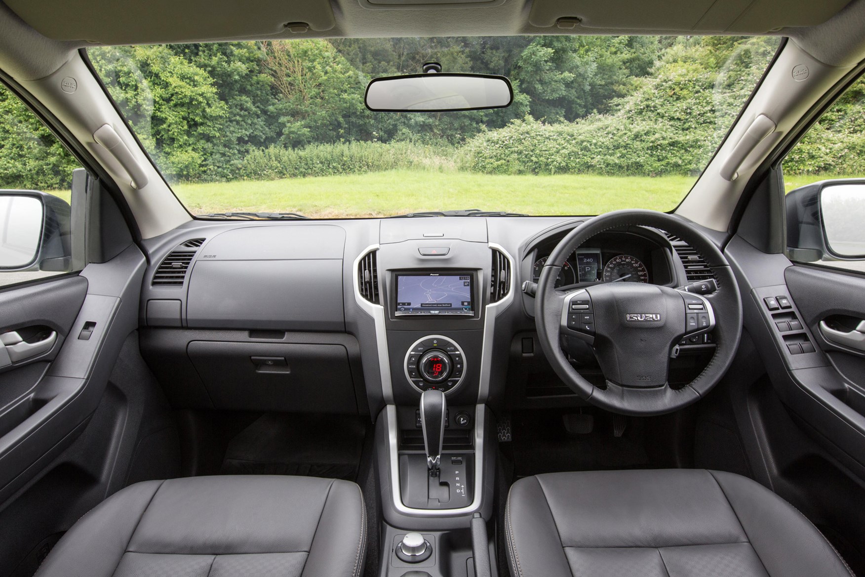 Isuzu D-Max full review on Parkers Vans - cabin interior