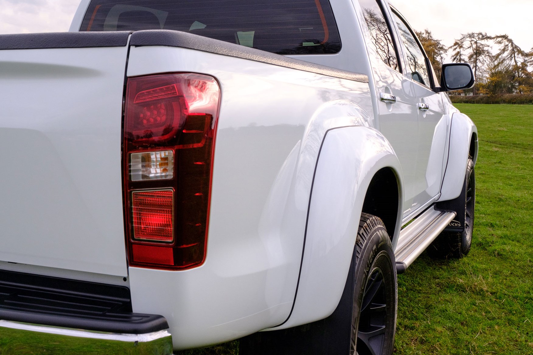 Isuzu D-Max AT35 1.9 review - rear view, close up, white