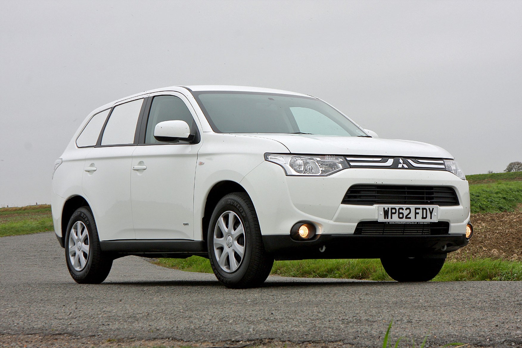 Mitsubishi Outlander Commercial 4x4 van review - 2013 diesel, white, front view