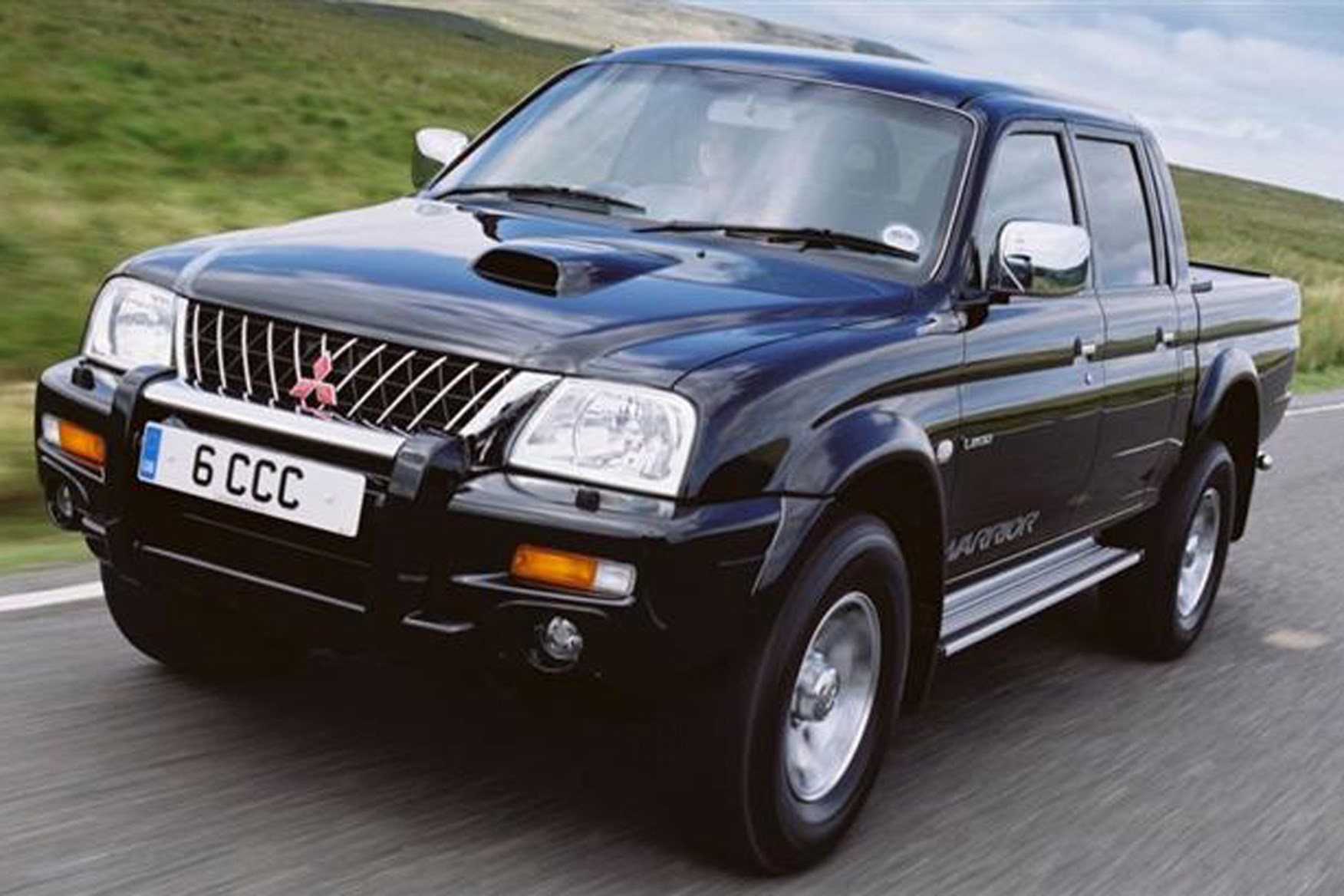 Mitsubishi L200 pickup review (1988-2006)