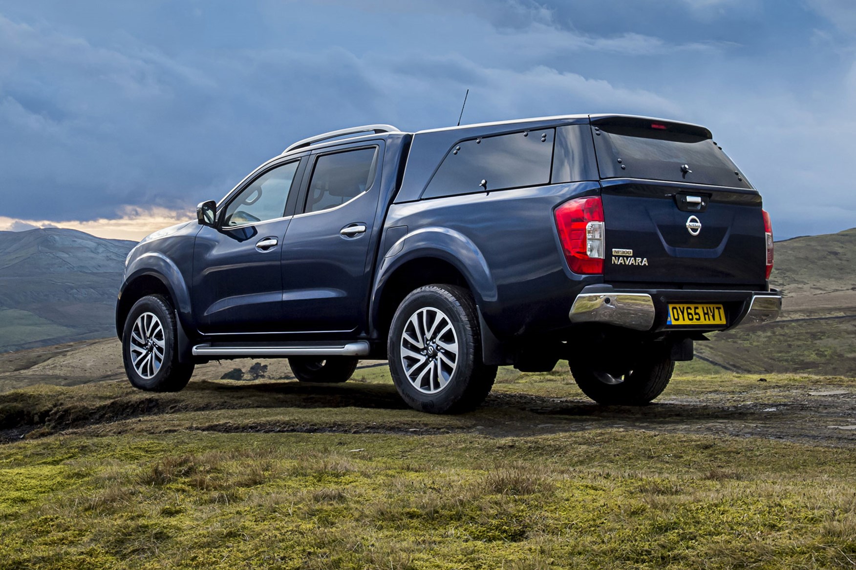 Nissan Navara review - rear view, blue, with hardtop