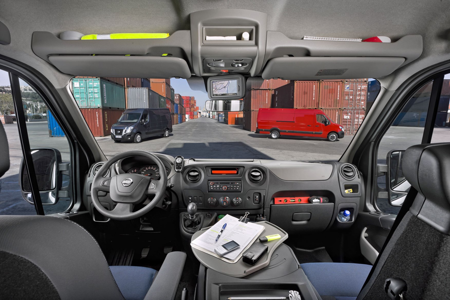 Nissan NV400 review - cab interior, 2014 model