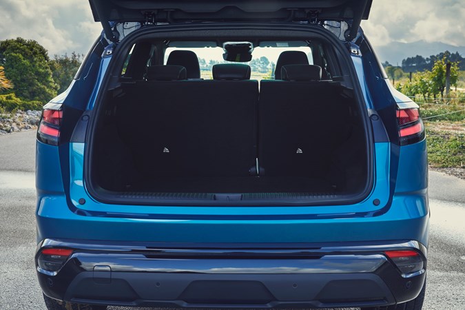 Renault Austral boot space