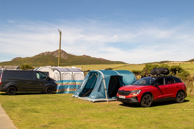 Renault Austral camping