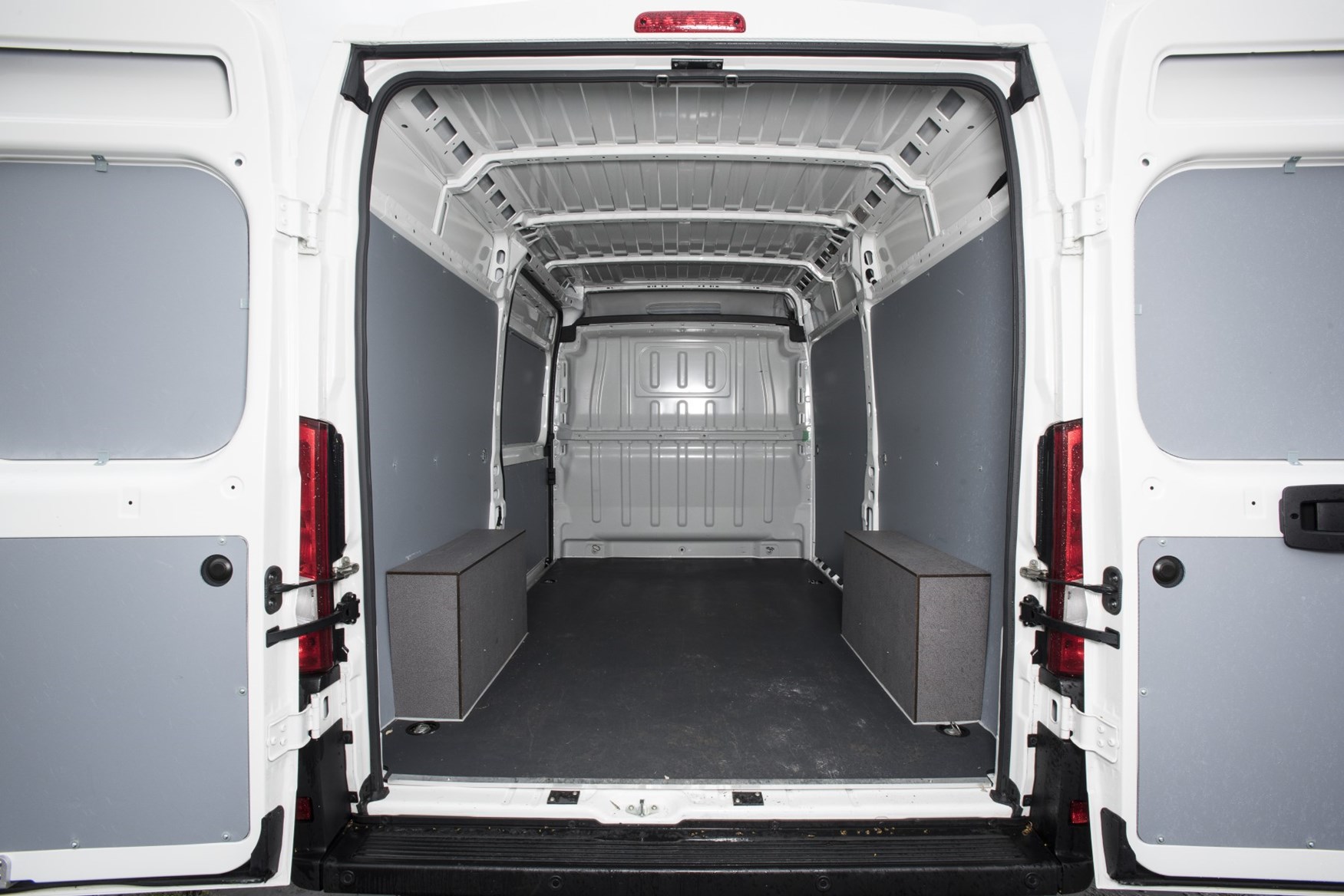 2019 Peugeot Boxer load area