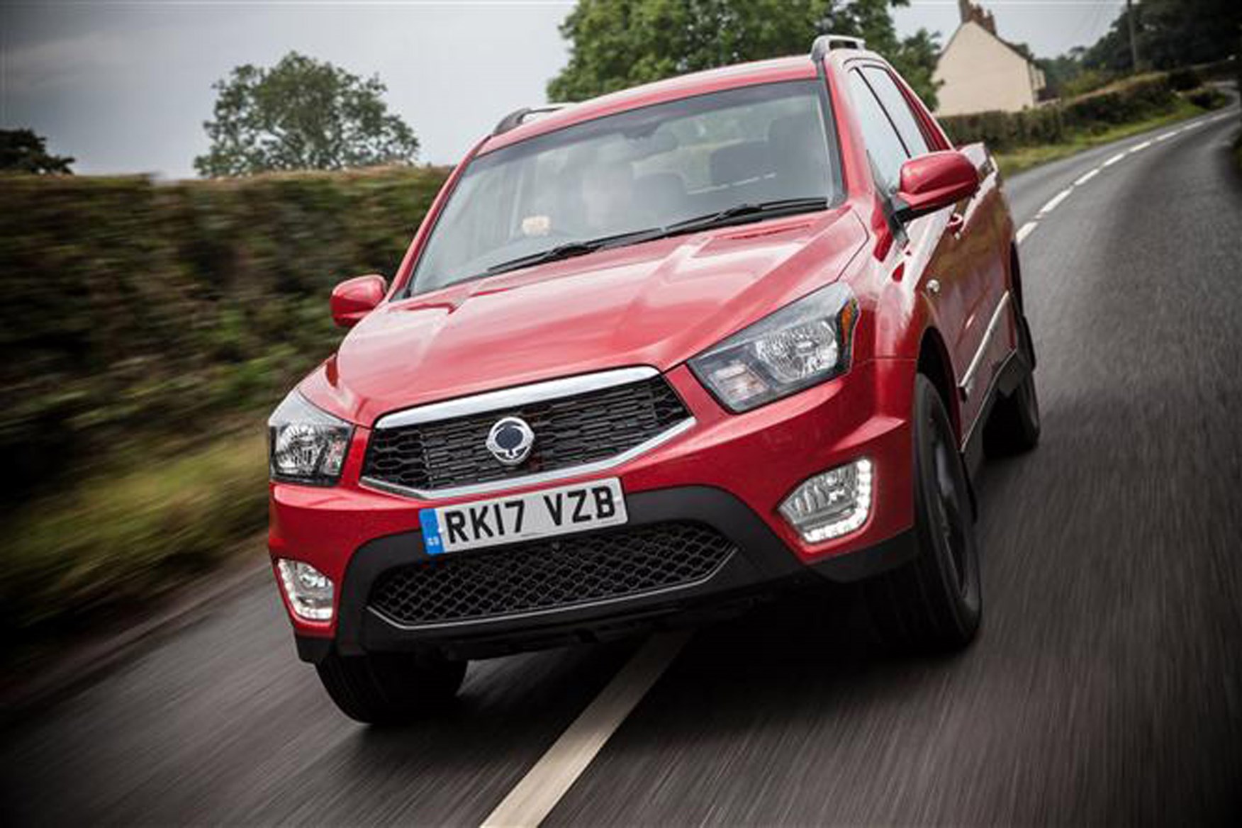SsangYong Musso full review on Parkers Vans - on the road