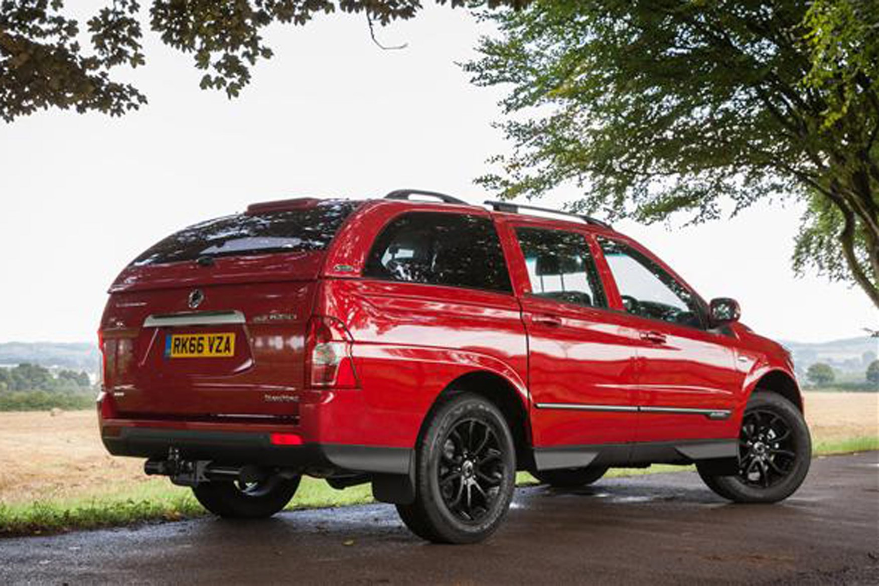 SsangYong Musso full review on Parkers Vans -rear exterior