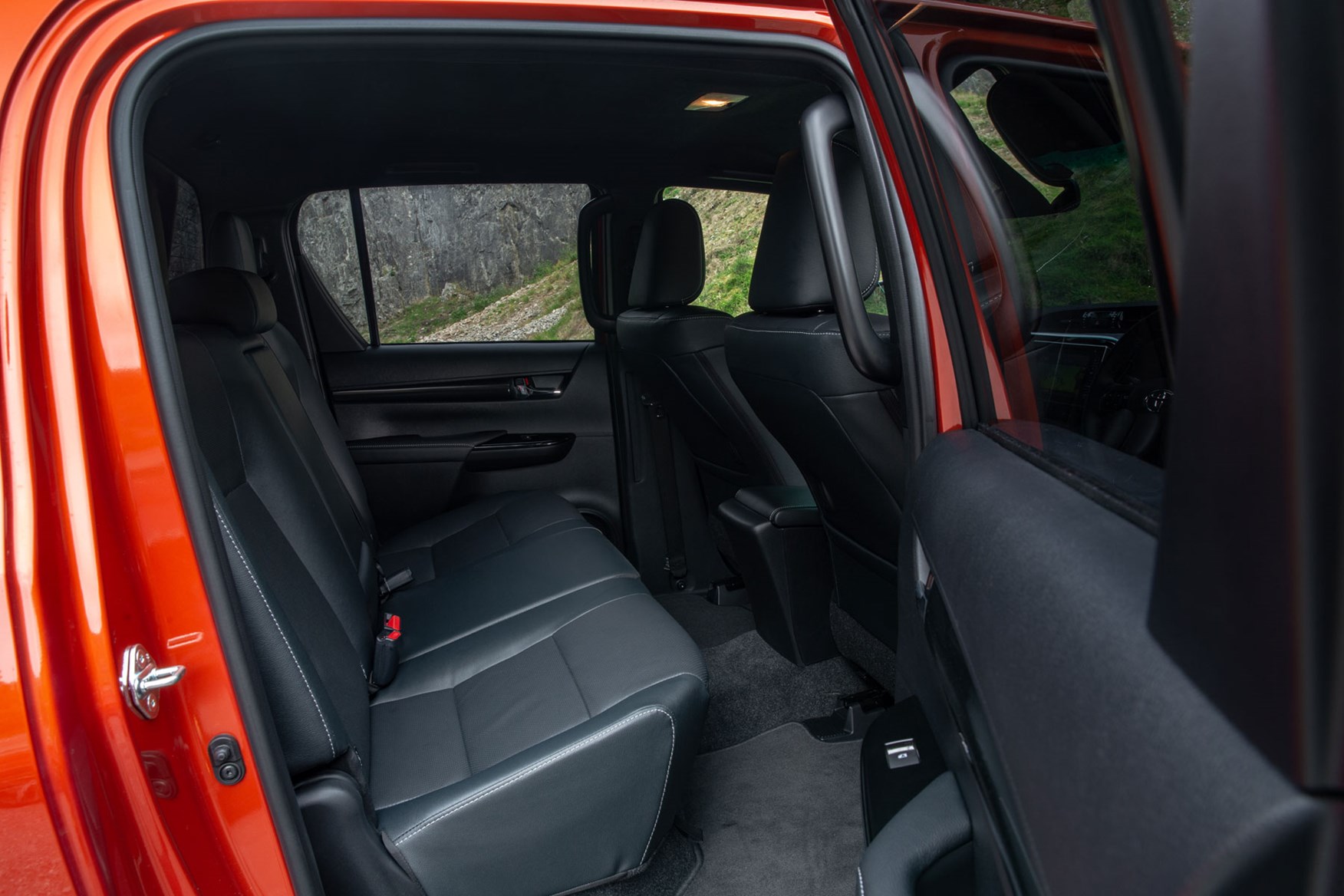 Toyota Hilux review - Double Cab rear seats and door opening