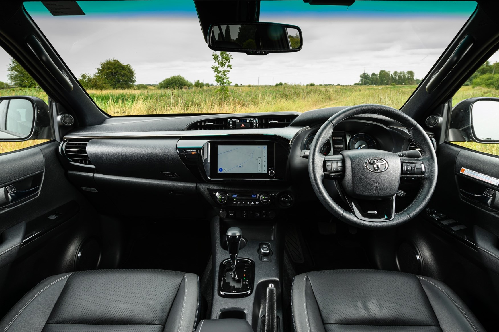 Toyota Hilux 48v Hybrid dash