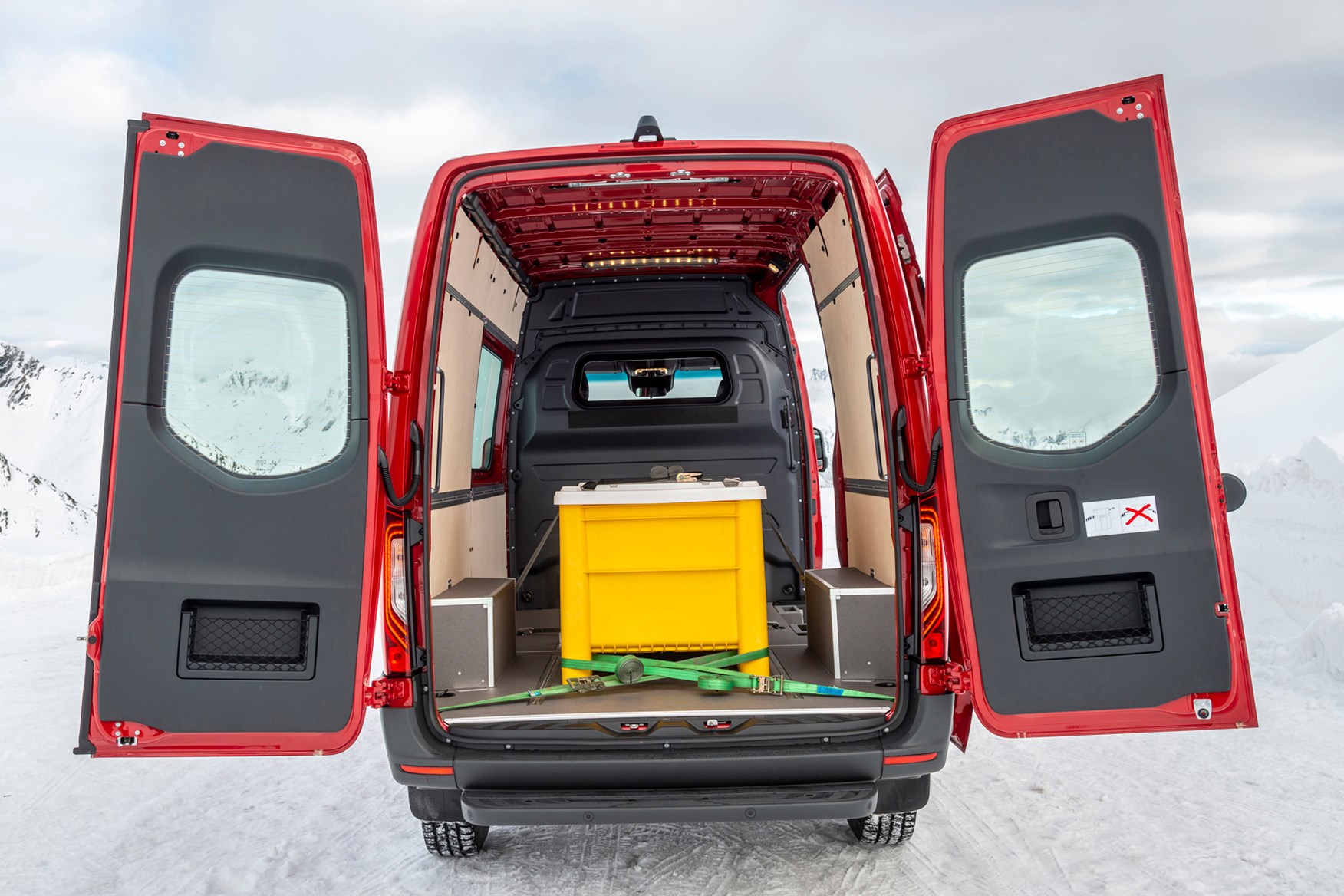 Mercedes Sprinter 4x4 has a maximum payload of 1,220kg in some iterations