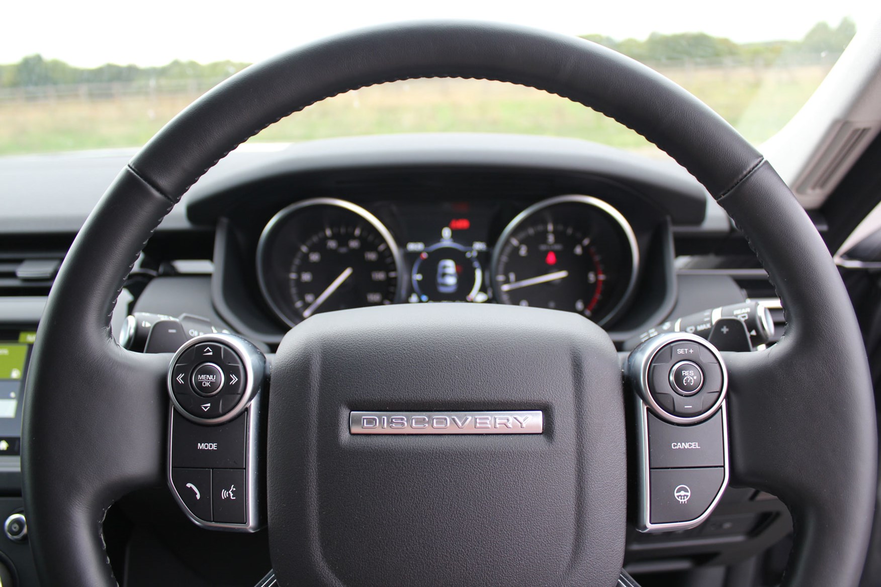 Land Rover Disovery steering wheel