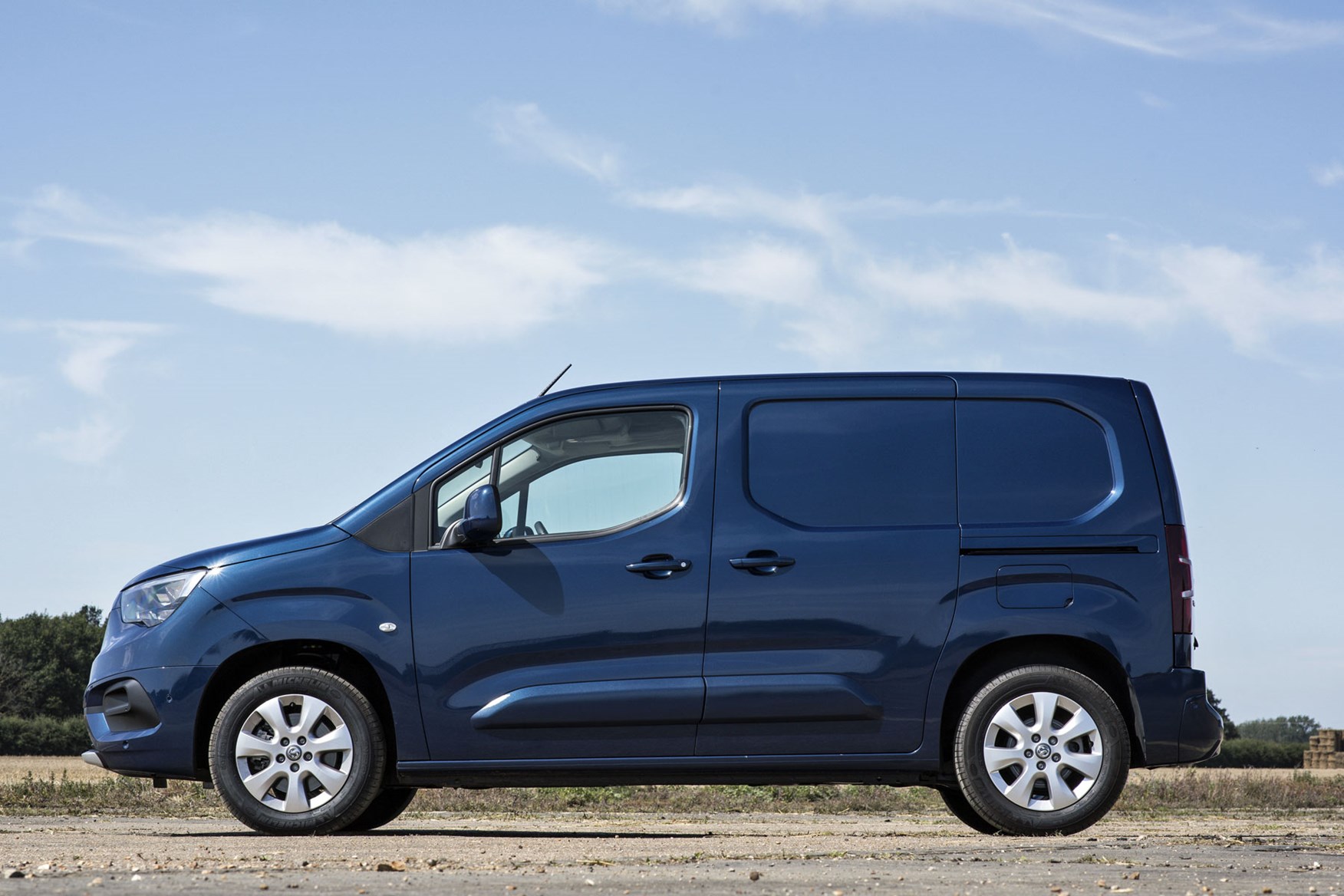 Vauxhall Combo Cargo review - 2019 model, side view, blue, L1