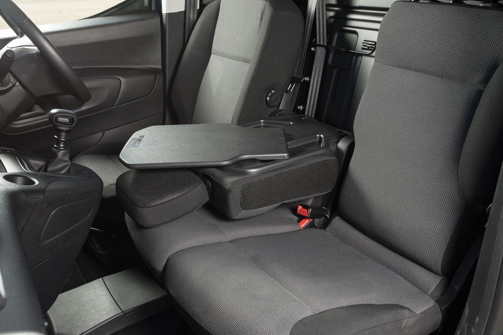 Vauxhall Combo Cargo review - 2019 model, seats