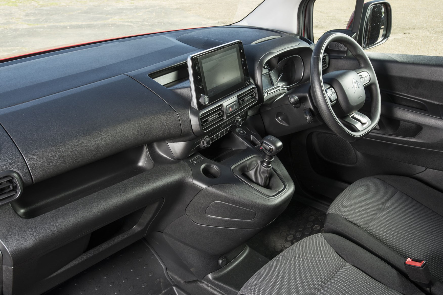 Citroen Berlingo van review - 2019 model, cab interior