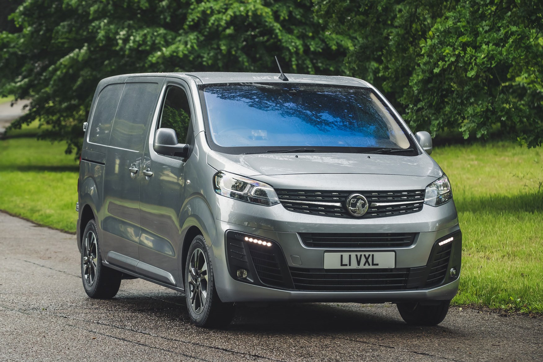 Vauxhall Vivaro review - front view, driving, silver