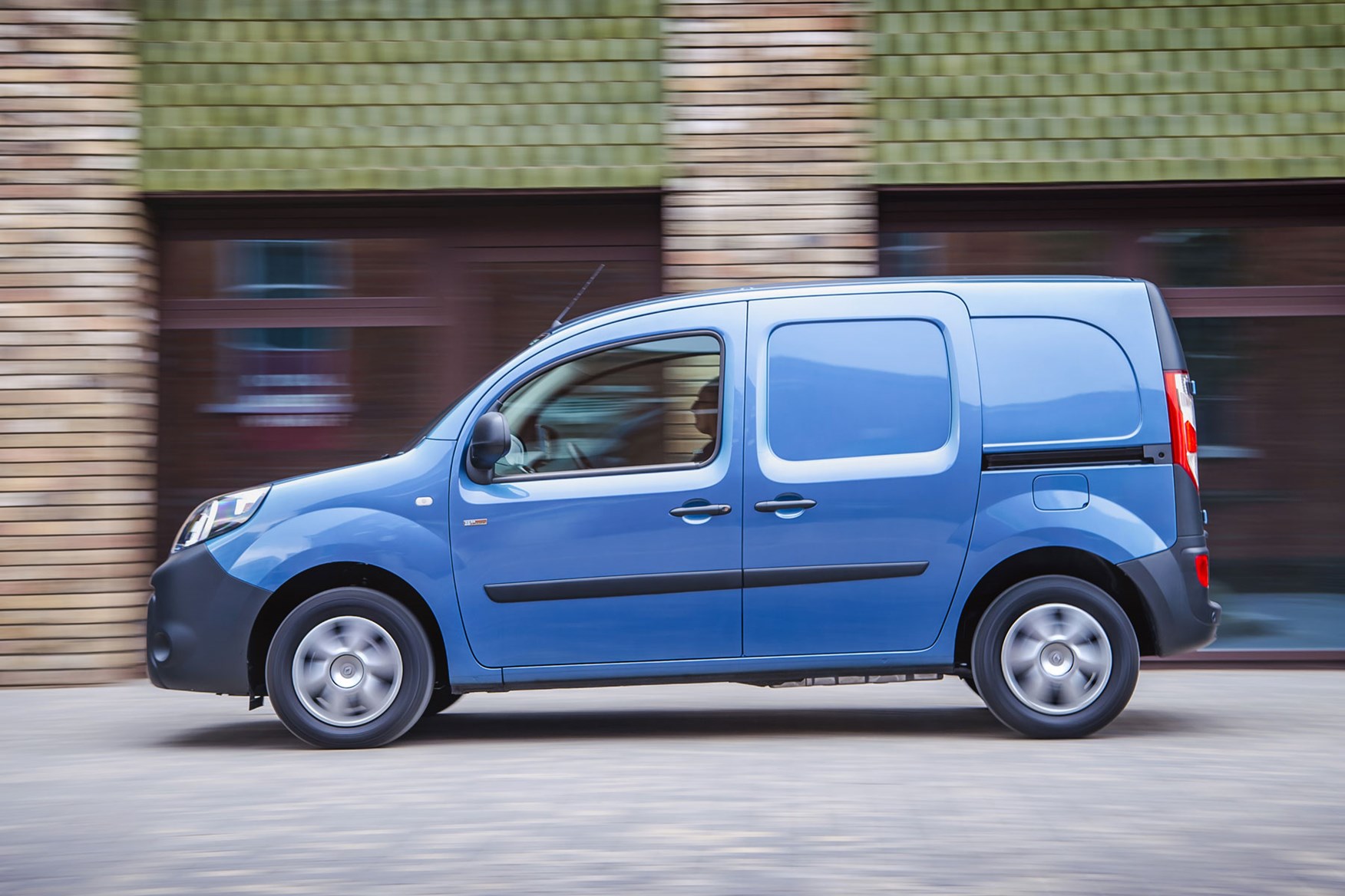 Renault Kangoo ZE review 2020 - side view, blue, driving