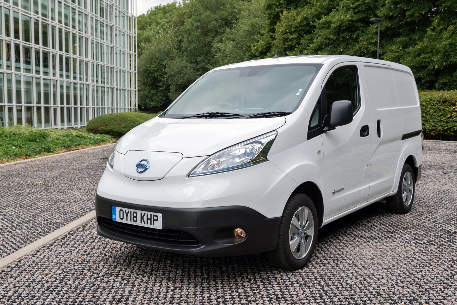 Nissan e-NV200 review, 2020, white, front view