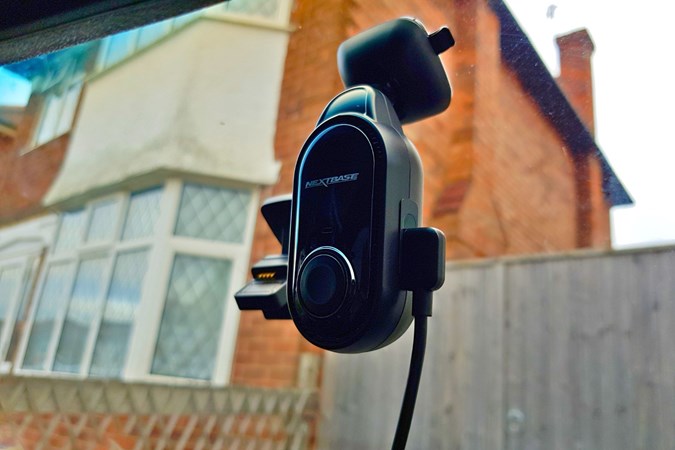 Nextbase Piqo mounted