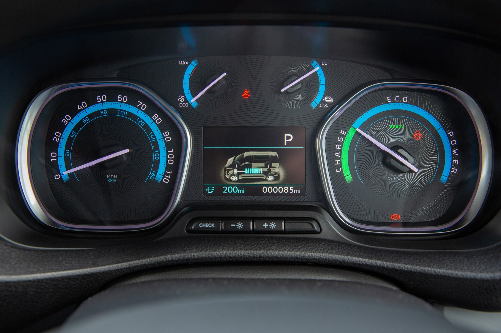 Toyota Proace Electric van review, instrument cluster