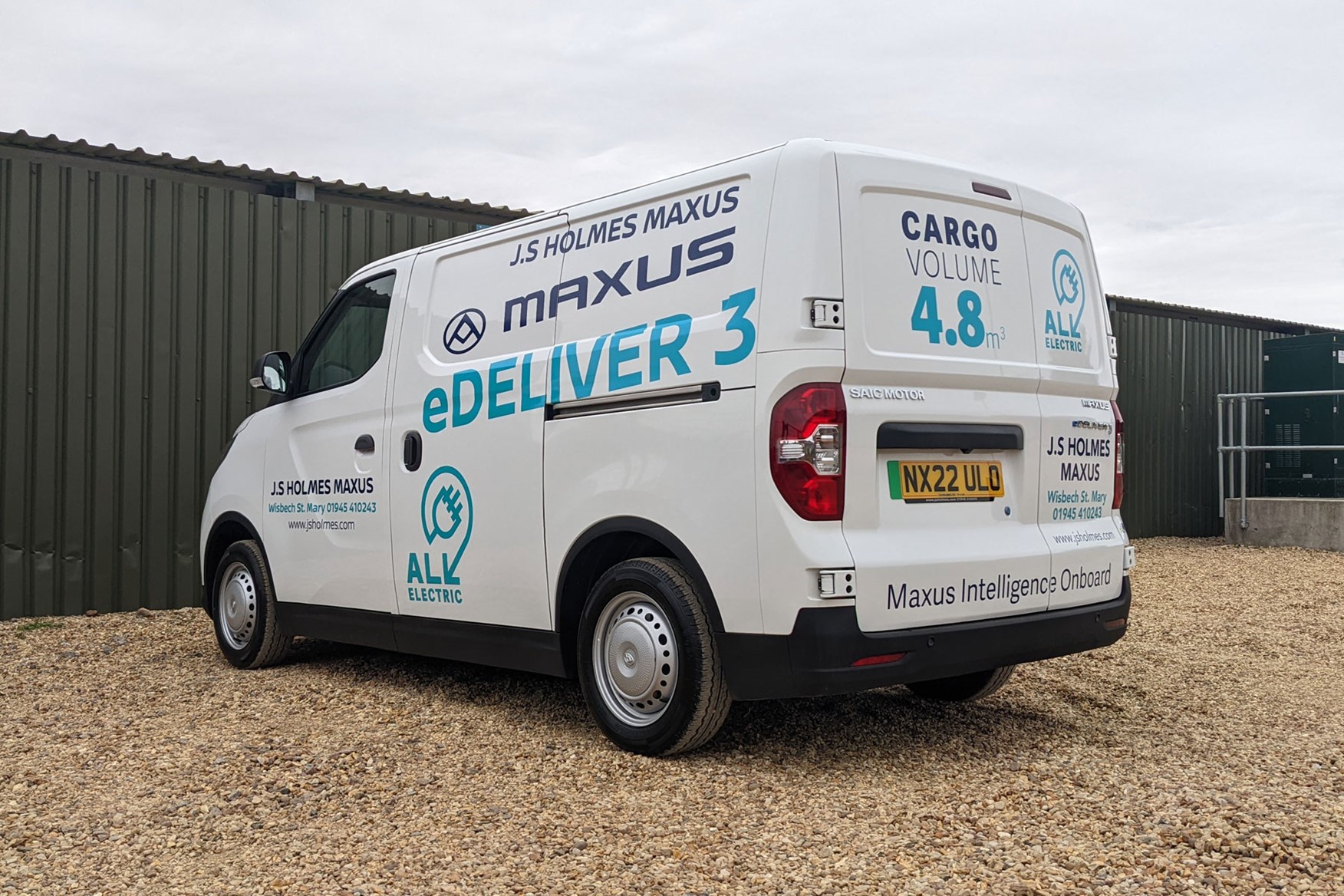 Maxus eDeliver 3 rear static