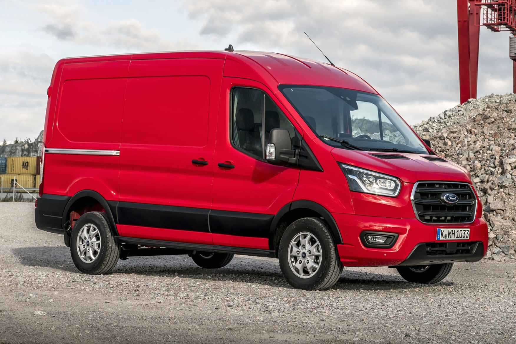 Ford Transit dimensions - 2019 facelift model, front view, panel van, red