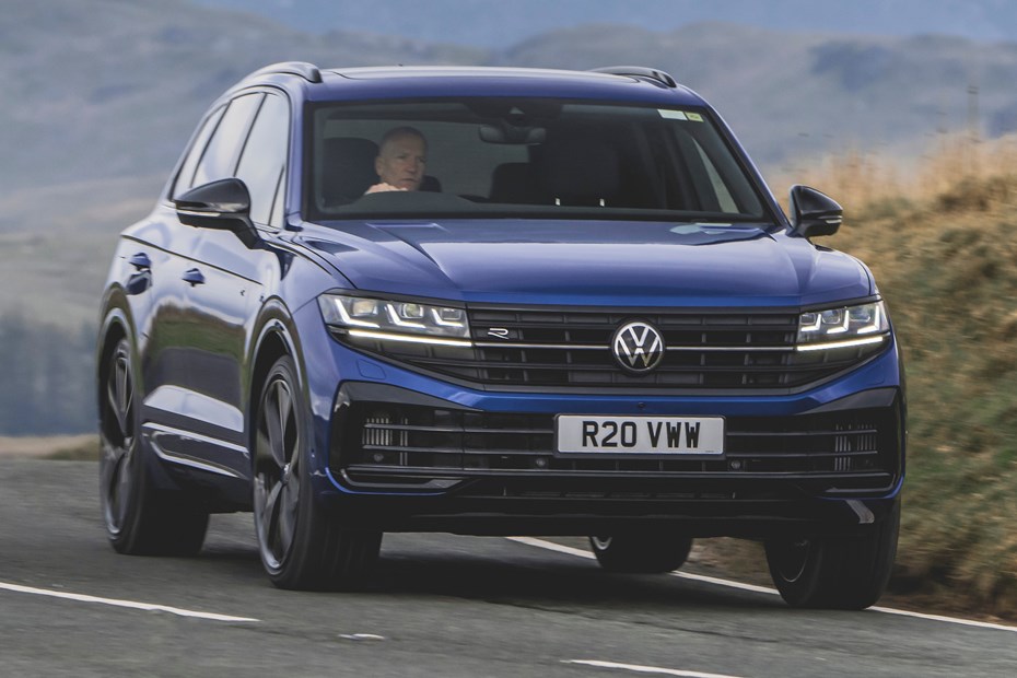 Volkswagen Touareg R front driving