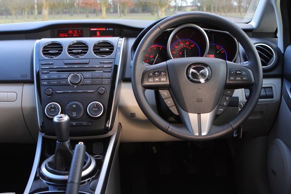  Mazda CX-7 Estate (2007 - 2011) usados ​​interior |  Parkers