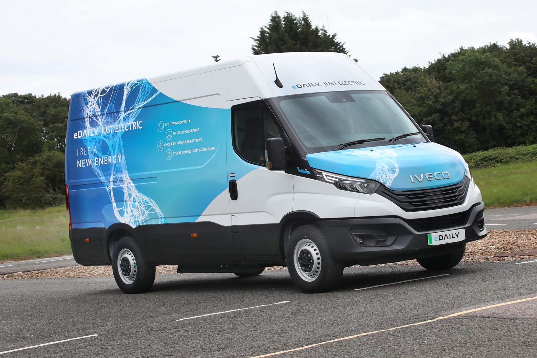 2023 Iveco Daily E6 dual-cab 4x2 review - Drive