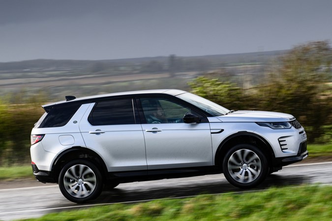 2024 Land Rover Discovery Sport profile driving