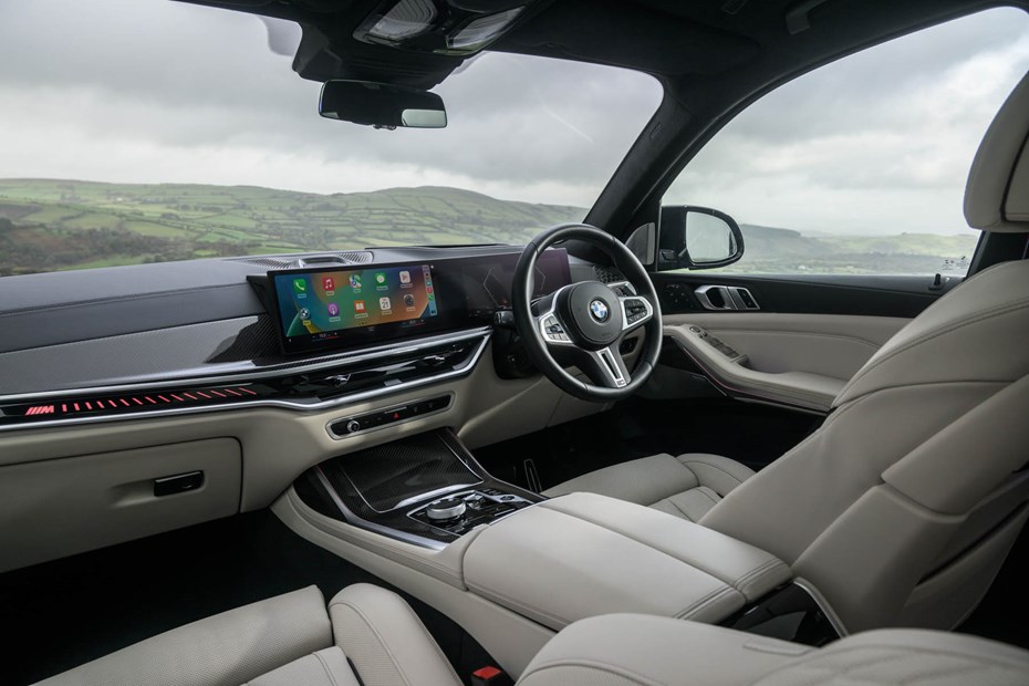 BMW X7 interior