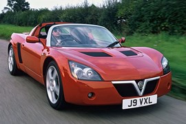 Vauxhall VX220 2000-