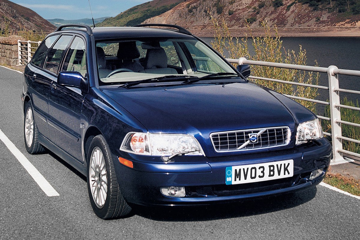 Used Volvo V40 review