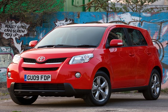 Toyota Urban Cruiser specifications data