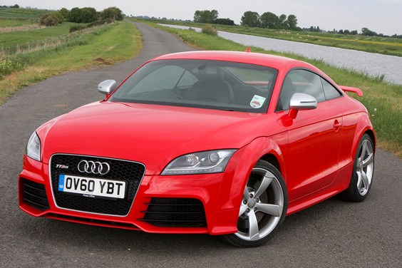 Audi TT RS (09-14) specifications data