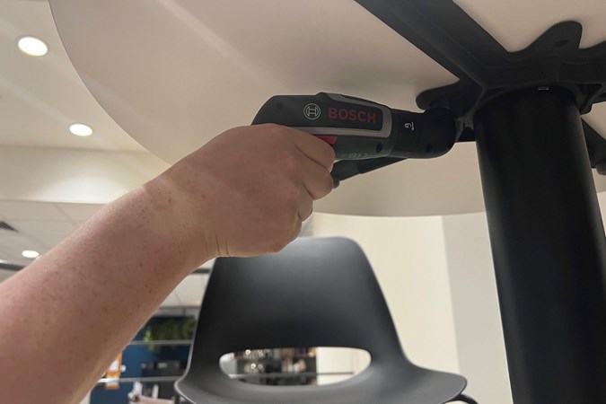 The Bosch IXO 7 with right angle adapter in use