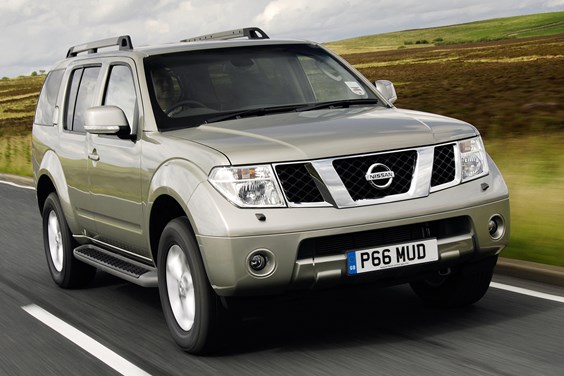 Nissan Pathfinder (05-14) specifications data