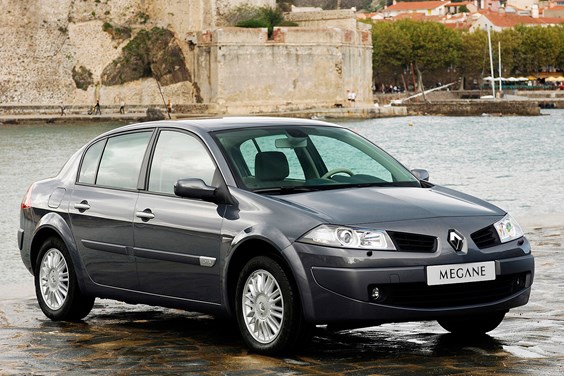 Renault Megane Saloon (06-09) specifications data