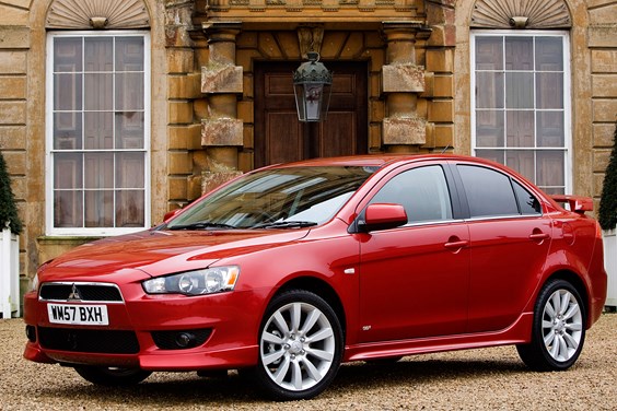 Mitsubishi Lancer specifications data