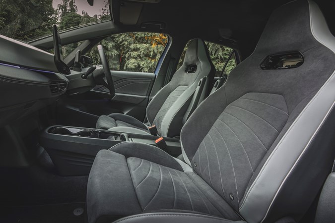 Volkswagen ID.3 (2025) review: front seats in black cloth