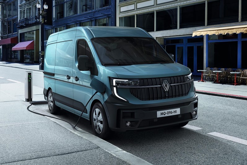 All-new Renault Master large van revealed - first details ahead of 2024 ...