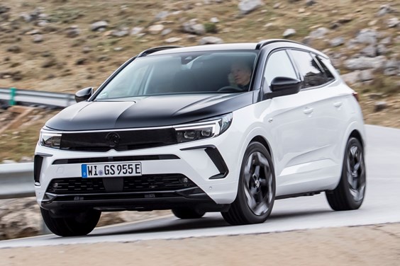 Vauxhall Grandland GSe (23-24) specifications data