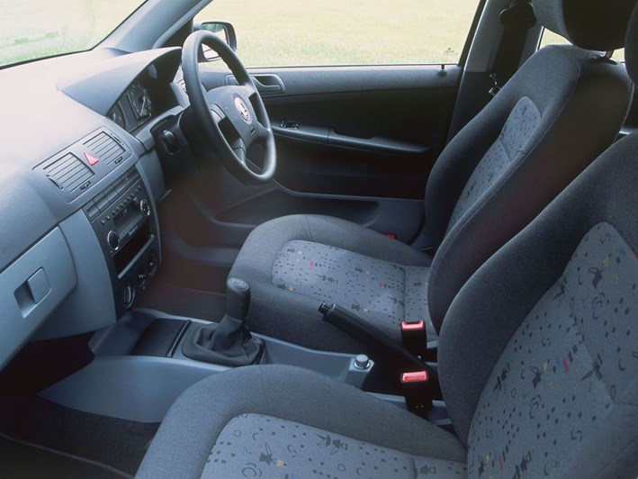 Used Skoda Fabia Saloon (2001 - 2005) interior