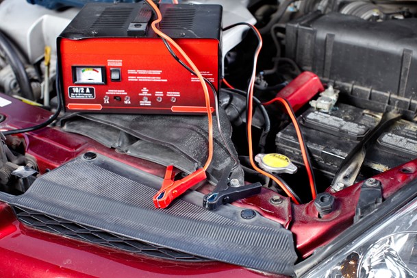 How to charge a car battery