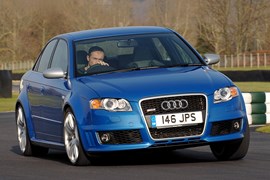 Audi 2005 RS4