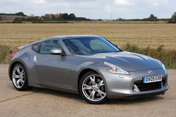 Nissan 370Z Roadster (10-14) specifications data